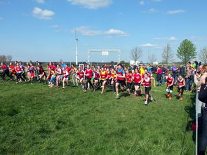 九游官网入口-冬奥体验中心开放吸引大量青少年参与，冬奥会体验中心