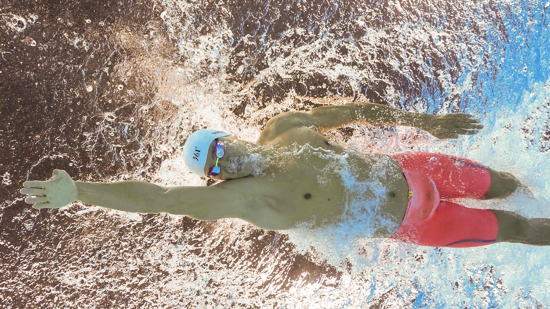 九游官网-羽毛球选手专项心理辅导提升临场表现，羽毛球学员